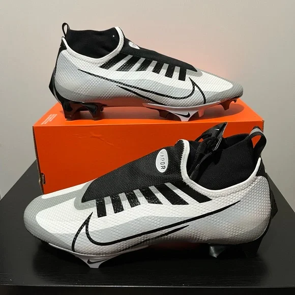 Nike Vapor Edge Pro 360 Football Cleats White Black DQ3670-100 Nike Vapor Edge Pro 360 Football Cleats Wht Platinum Black  main image 3